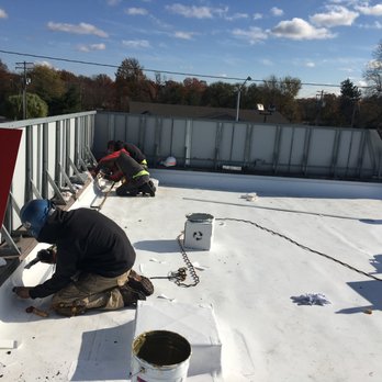 Your Professional Roofer - Roofing Near Me - Saint Charles, Missouri Your Professional Roofer - Roofing Near Me - Saint Charles, Missouri