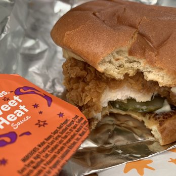 Popeyes Louisiana Kitchen - Classic Chicken Sandwich Add extra pickles and sweet heat sauce - Chicken Wings Near Me - Aloha, Oregon Popeyes Louisiana Kitchen - Classic Chicken Sandwich Add extra pickles and sweet heat sauce - Chicken Wings Near Me - Aloha, Oregon