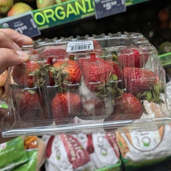 Stater Bros. Markets - Moldy strawberry - Grocery Near Me - Mojave, California Stater Bros. Markets - Moldy strawberry - Grocery Near Me - Mojave, California