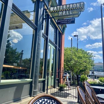 Avenue Eats - Outside view from patio - American Near Me - Wheeling, West Virginia