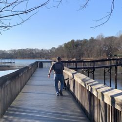 Larry W Abernathy Waterfront Park - Boardwalks over the water