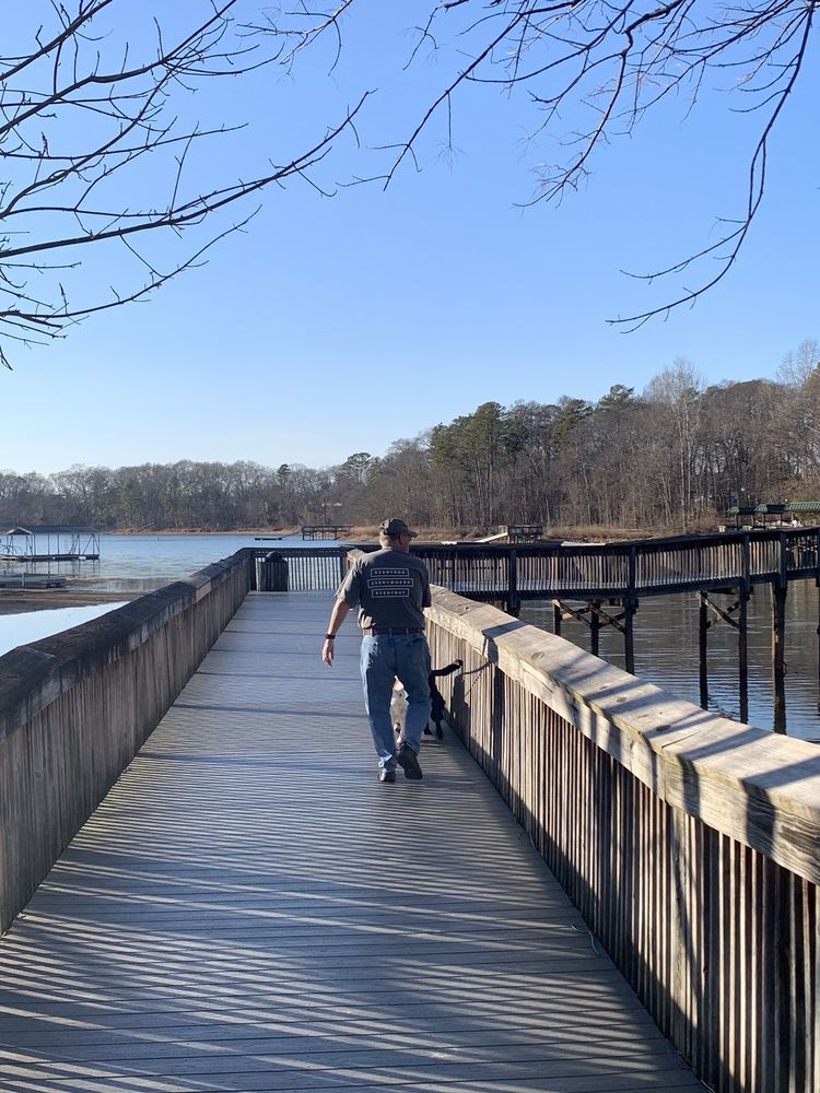 Social spots from Larry W Abernathy Waterfront Park