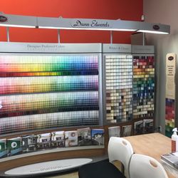 Dunn-Edwards Paints - Chips and brochures July 2022