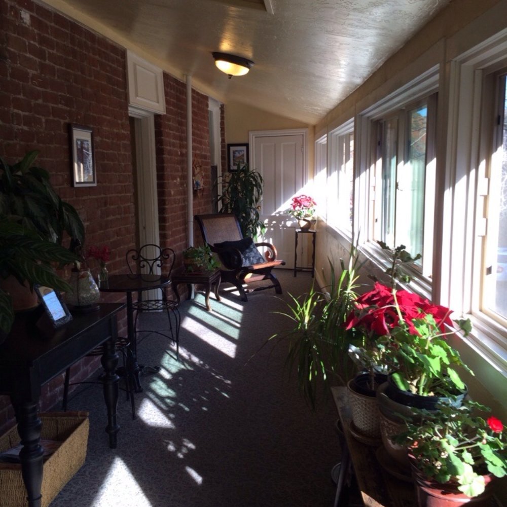 Letson Loft Hotel - Sun porch. - Hotels Near Me - Bisbee, Arizona Letson Loft Hotel - Sun porch. - Hotels Near Me - Bisbee, Arizona
