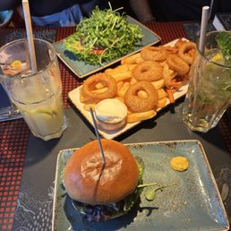 Mango Tango Burger and Fry Plate Mango Tango Burger and Fry Plate