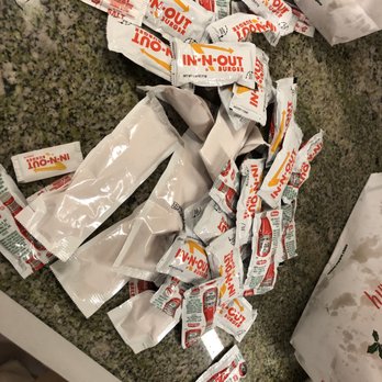 In-N-Out Burger - Burgers Near Me - Glendale, California In-N-Out Burger - Burgers Near Me - Glendale, California