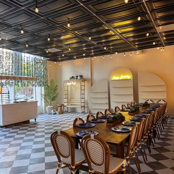 Sunset On The 5th - Venues & Event Spaces Near Me - Tarzana, California Sunset On The 5th - Venues & Event Spaces Near Me - Tarzana, California
