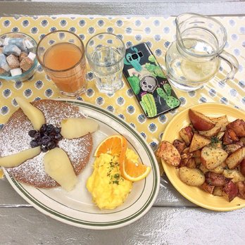 La Note - Lemon ginger bread pancake and scramble egg and house fries with rosemary and garlic roasted 15 as of aug 2018 - French Near Me - Berkeley, California
