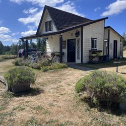 Stringtown Cellars & Lavender Farm
