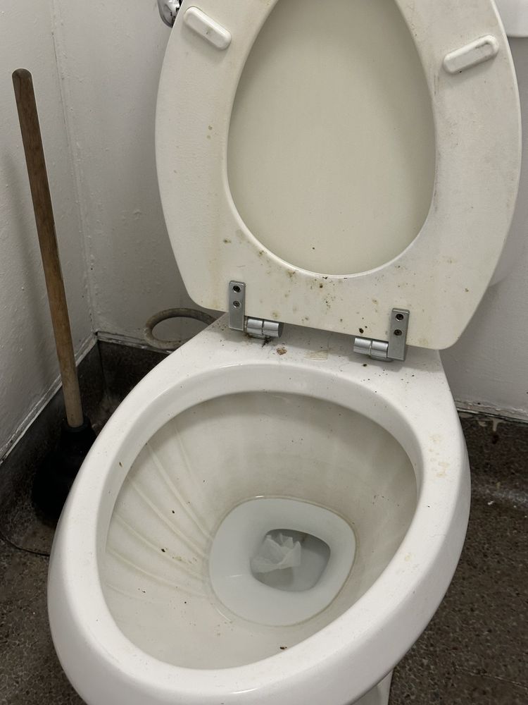 VALERO GAS STATION Updated September 2024 3990 Esplande, Chico