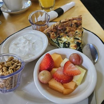 Hotel Hale - Morning breakfast - Hotels Near Me - Hot Springs, Arkansas Hotel Hale - Morning breakfast - Hotels Near Me - Hot Springs, Arkansas