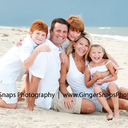 GingerSnaps Photography - family beach pictures