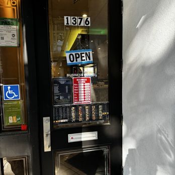 Kakuna Sushi - Sushi Bars Near Me - San Leandro, California