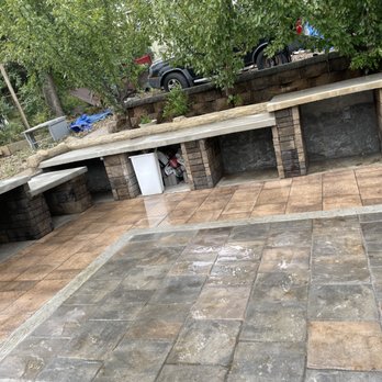 Natures View - Table top of concrete - Lawn Services Near Me Natures View - Table top of concrete - Lawn Services Near Me