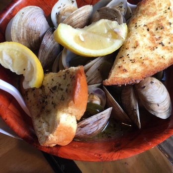 DJ's Clam Shack - Seafood Near Me - Key West, Florida