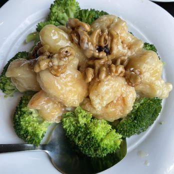 Han Palace - R17. Crispy Walnut Shrimp - Dim Sum Near Me - McLean, Virginia Han Palace - R17. Crispy Walnut Shrimp - Dim Sum Near Me - McLean, Virginia