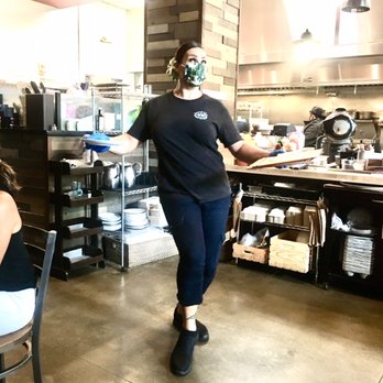 Scratch Kitchen - Best Waitress " Bree " - Breakfast & Brunch Near Me - Honolulu, Hawaii Scratch Kitchen - Best Waitress " Bree " - Breakfast & Brunch Near Me - Honolulu, Hawaii