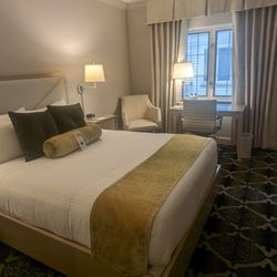 Bell Tower Hotel - Room