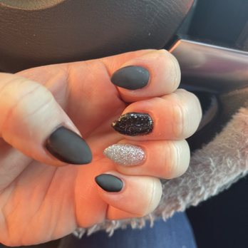 Doll Up Nails & Spa - Nail Salons Near Me - Las Vegas, Nevada