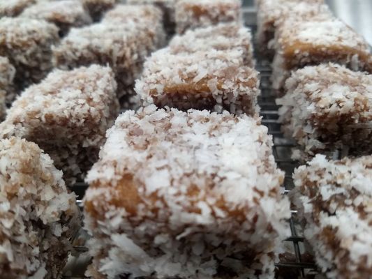 Anton's meat & eat, South African SA & British UK Market by null