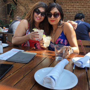 Refinery Rooftop - location - Lounges Near Me - New York, New York
