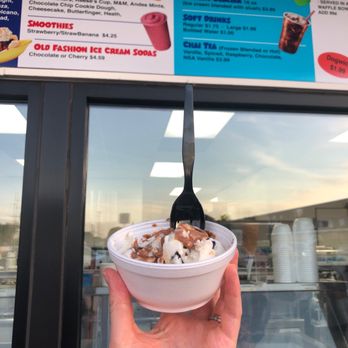 Joe's Ice Cream Shop - 1 Scoop Mackinac Island Fudge - Ice Cream & Frozen Yogurt Near Me - Syracuse, Indiana