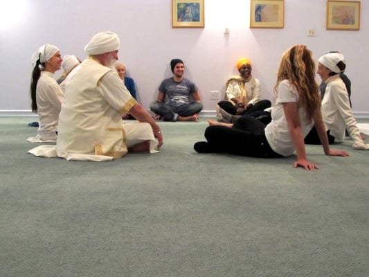 Kundalini Yoga East by null