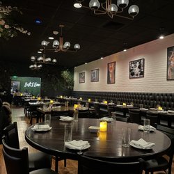 ITA Kitchen - Garden City - Main dining area