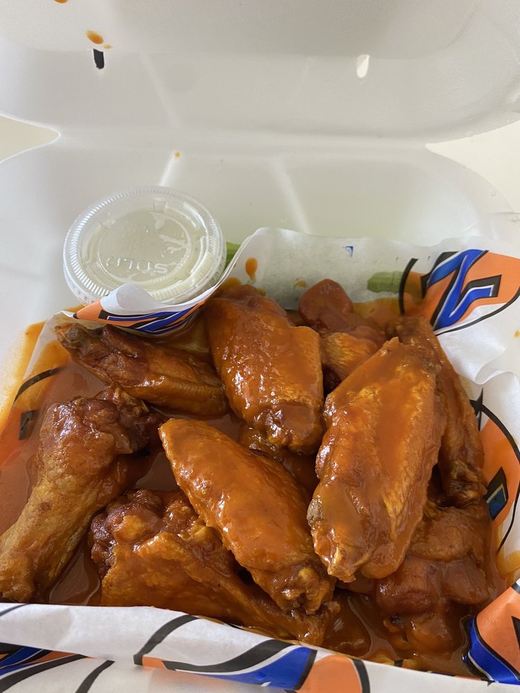 ZIPPS SPORTS GRILL 123 Photos & 305 Reviews Sports Bars 3647 E