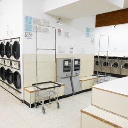 Vermont Hills Laundromat - Vermont Hills Laundromat has 6 laundry carts and 2 dollar changers.