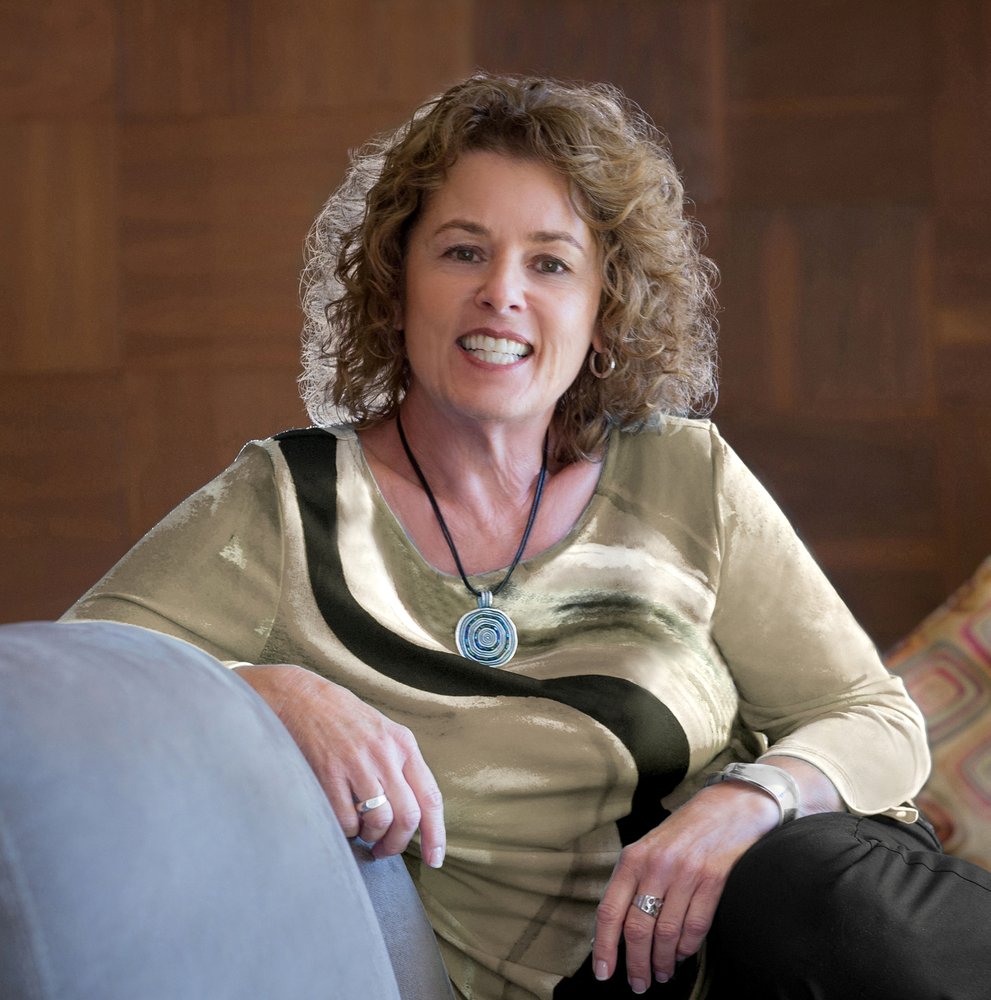 JANINE WAGGENER CENTURY 21 SELECT REAL ESTATE 14 Reviews 111 Main