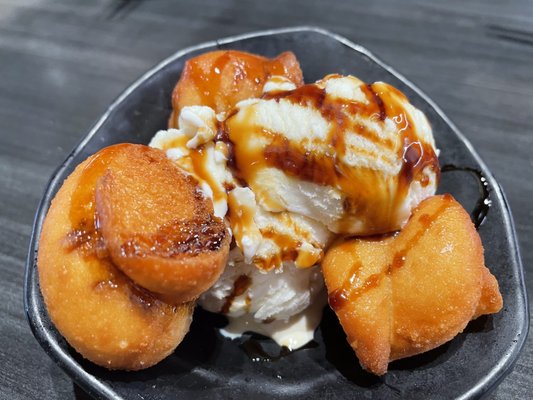 Kura Revolving Sushi Bar by null