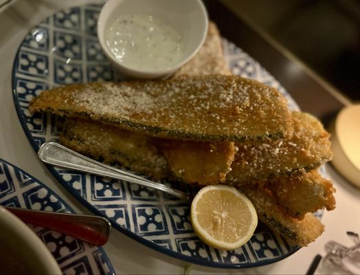 Maggiano's Little Italy by null