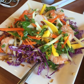 Huong Duong - Marvelous Shrimp & Mango Salad - Vietnamese Near Me - Seattle, Washington
