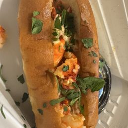 LOBSTER ROLL PLATE LOBSTER ROLL PLATE