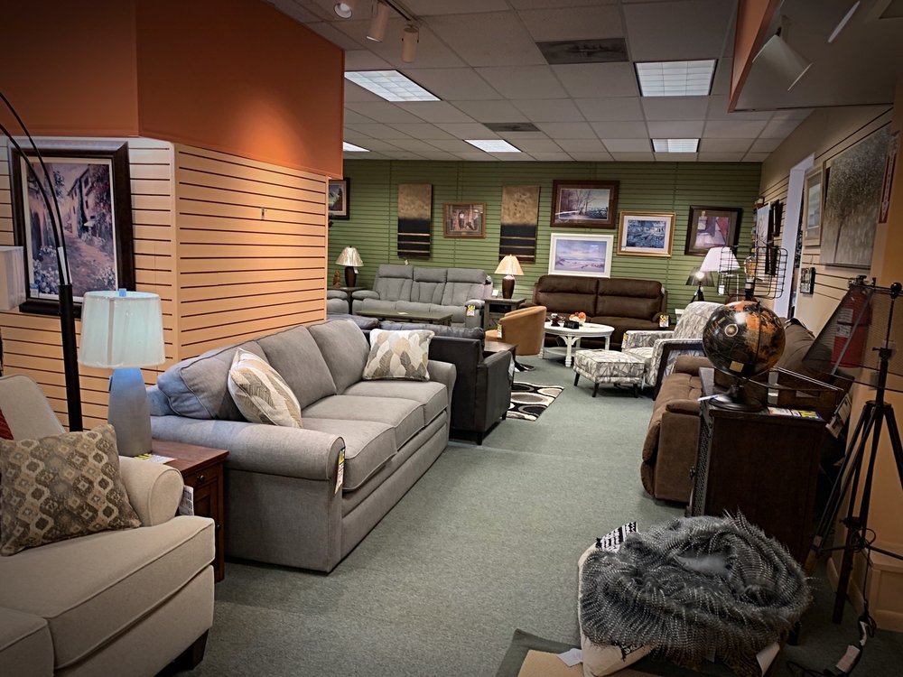 COUNTRY HOUSE FURNITURE Updated October 2024 212 Trowbridge St