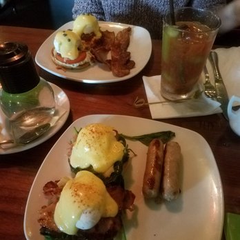 Agate Alley Bistro - Egg Benedicts - New American Near Me - Eugene, Oregon Agate Alley Bistro - Egg Benedicts - New American Near Me - Eugene, Oregon