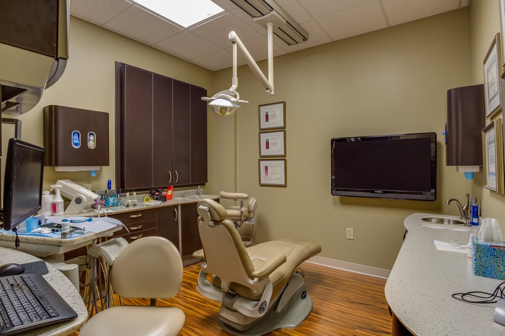 HUNTSVILLE DENTAL Updated August 2024 13 Photos 4240 Balmoral Dr