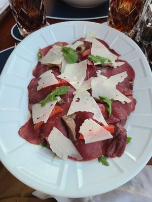 Picteau Bistrot & Cocktail Bar by null