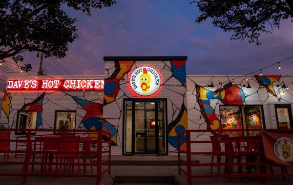 Dave's Hot Chicken Broad Ripple Avenue Indianapolis In DAVE’S HOT CHICKEN - Updated June 2025 - 112 Photos & 58 Reviews - 927