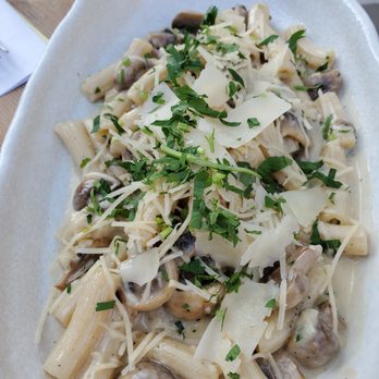 Brava Garden Eatery - Cheesy, mushroom rigotani - Wine Bars Near Me - Pleasanton, California