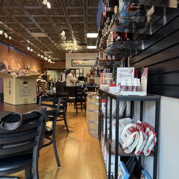 Wine Experience - Seating area and bar - Wine Bars Near Me - Fremont, Nebraska