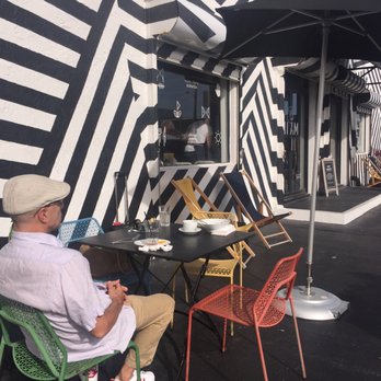 MIAM Cafe - Chillin on the patio - Sandwiches Near Me - Miami, Florida