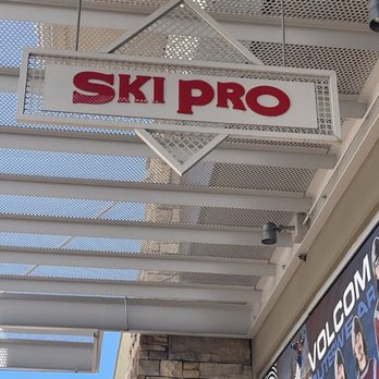 Ski Pro Desert Ridge - Sign - Outdoor Gear Near Me - Phoenix, Arizona Ski Pro Desert Ridge - Sign - Outdoor Gear Near Me - Phoenix, Arizona