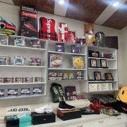 La Fav Hype and Cards - Sports Cards! Basketball, football, F1, baseball, soccer, Pokemon & More!
