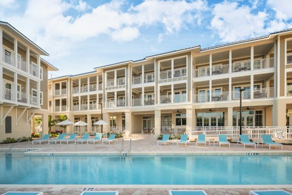 Waterline Villas & Marina, Autograph Collection by null