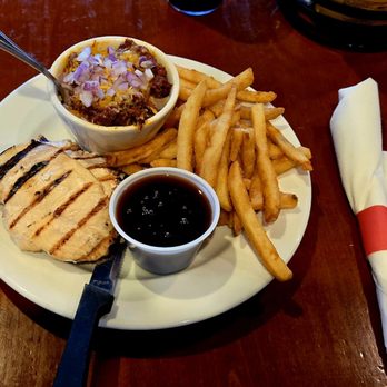 Dillon's Grill - Grilled chicken - American Near Me - Prineville, Oregon