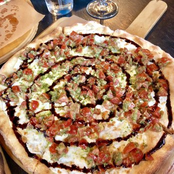 Osteria Procaccini - Crosswicks - Pesto Pomodoro pizza - Italian Near Me - Crosswicks, New Jersey