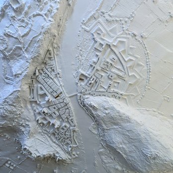 Mozarts Geburtshaus - relief on the ceiling - Museums Near Me - Salzburg, 5