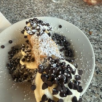Romano Cucina - Cannoli dessert - Italian Near Me - Sunset Beach, California Romano Cucina - Cannoli dessert - Italian Near Me - Sunset Beach, California